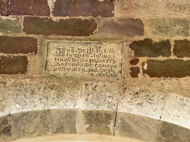 1718 yılında Santa Maria de Mave Manastırı 'nda yazılmış bir yazı..