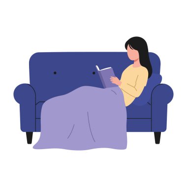 Bir kadın, yumuşak mor bir battaniyeye sarılı bir şekilde, sakin ve rahat bir atmosfer yayarak, mavi bir koltukta kitap okuyor..