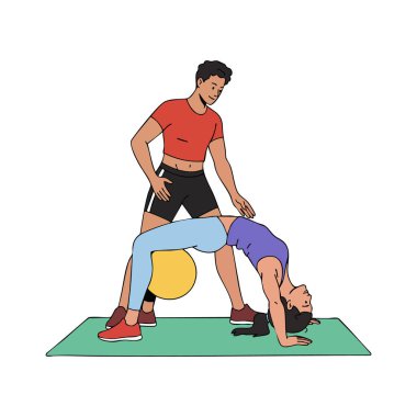 Bir fitness eğitmeni, sarı bir egzersiz topu kullanarak bir kadının paspasın üzerinde yoga duruşunu tutmasına yardım eder. Odaklanmış ve sakin..