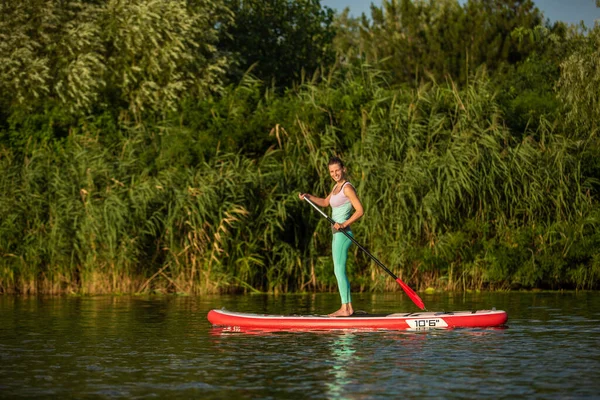 Young Athletic Woman Doing Fitness Board Oar Lake Concept Healthy — Stock Fotó