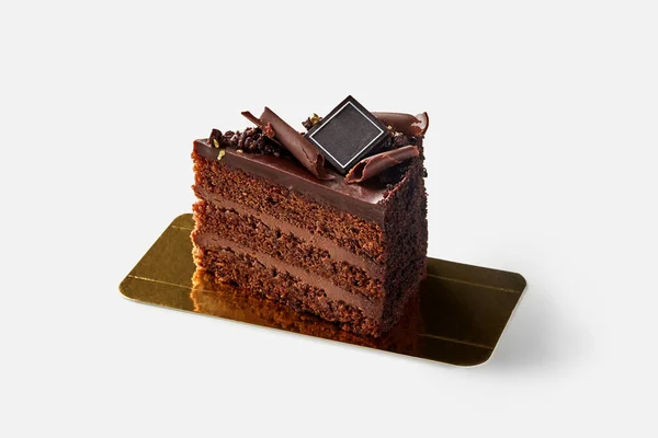 Rebanada Delicada Torta Esponja Chocolate Con Crema Ligera Cubierta Con — Foto de Stock