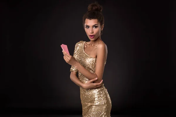 Woman Winning Young Woman Classy Gold Dress Holding Two Cards — Stock Photo, Image