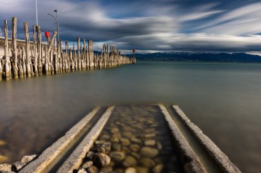 Akşamları gölün güzel manzarası