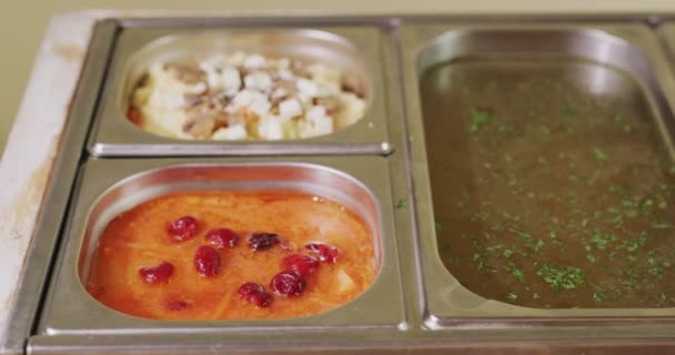 Шведский Стол Различными Блюдами Ресторане Самообслуживания — стоковое видео