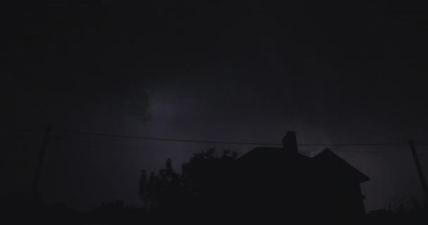 Flashes Lightning Night Street Illuminate House Strong Storm Thunder Timelapse — 图库视频影像