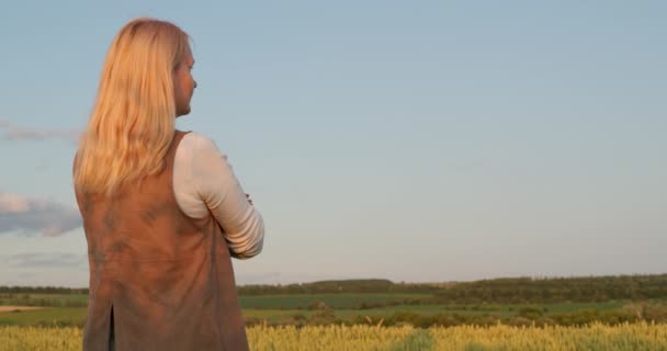 Farmer Looks Picturesque Landscape Field Wheat View Back — Vídeos de Stock