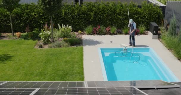 Painéis Uma Usina Solar Doméstica São Visíveis Primeiro Plano Vista — Vídeo de Stock