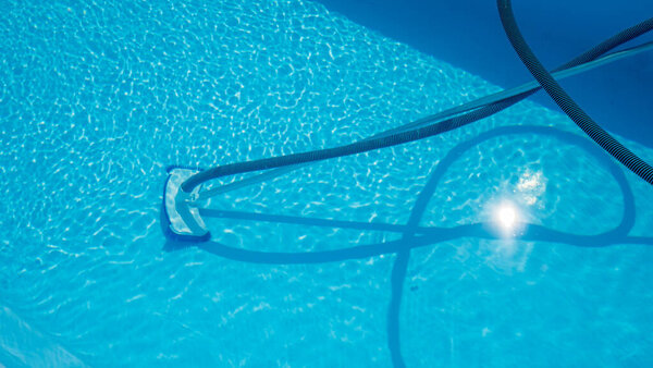 Комплект для чистки бассейна. Нижний пылесос.