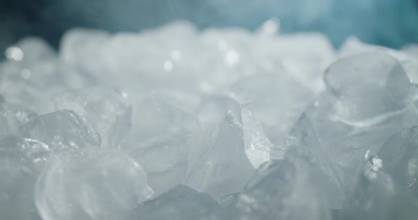 Niebla Gira Sobre Los Cubos Hielo Vídeo Fondo — Vídeos de Stock