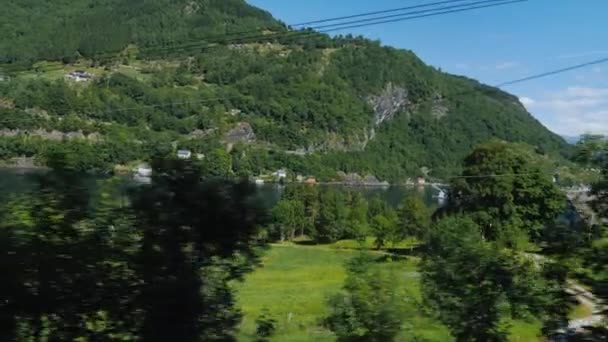 Los Majestuosos Fiordos Noruega Vista Desde Ventana Del Coche Vídeo — Vídeos de Stock