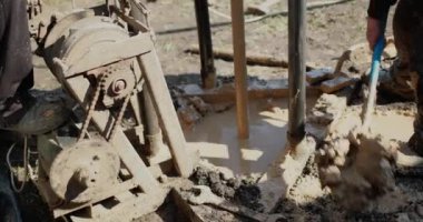 Su çıkarmak için sondaj sondajları iyi..