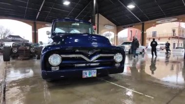 Mavi Ford Mustang Ford 60 derece