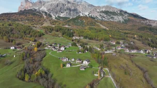Cortina Dampezzo Włoskie Miasto Centrum Dolomitów Alpy Europejskie — Wideo stockowe
