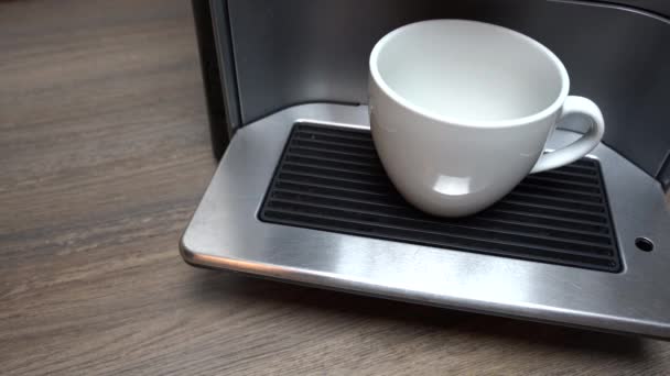 Kahve Makinesinde Krema Hazırlıyorum — Stok video