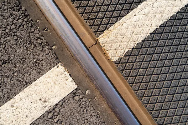 Demiryolu kavşağı yakında.