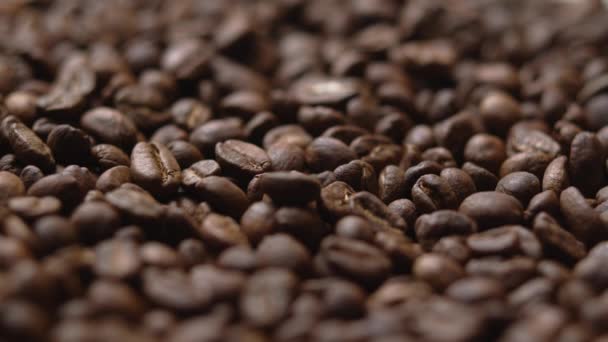 Cerrar Macro Granos Café Detallados Granos Tostados Textura Bokeh — Vídeos de Stock