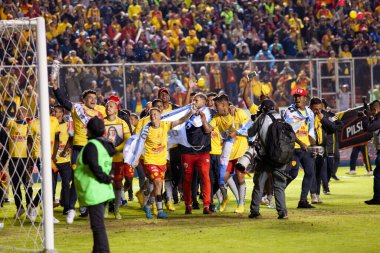 Quito, Ekvador - Ligapro finali 2022 Aucas-Barcelona SC Aucas maçı kazandı ve tarihte ilk kez milli liga şampiyonluğunu kutladı.