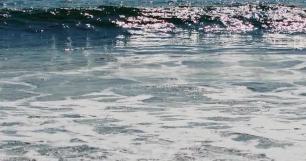 Fascinerende Langsom Motion Optagelser Ocean Waves Crashing Stock Video Afslapning – Stock-video