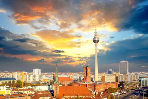 ドイツのベルリンにあるテレビ塔 — ストック写真