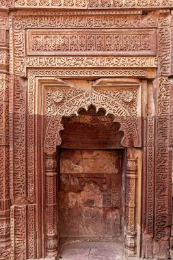 Duvarda geleneksel Hint kemeri