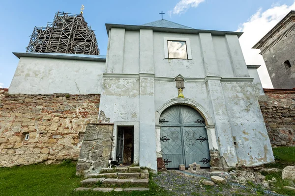 Dominik manastırı, Pidkamin köyü, Brodiv bölgesi, Lviv bölgesi..