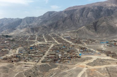 Uçaktan Nazca şehrinin manzarası. Peru