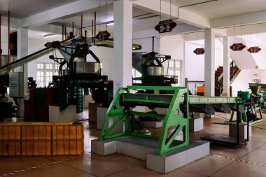 Sri Lanka 'daki Kadugannawa Çay Fabrikasında çay yapım ekipmanı