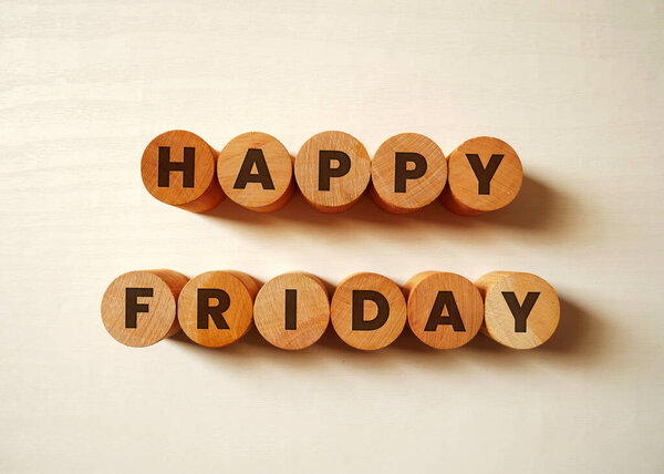 Happy Friday Words Holzwürfel Auf Weißem Hintergrund — Stockfoto