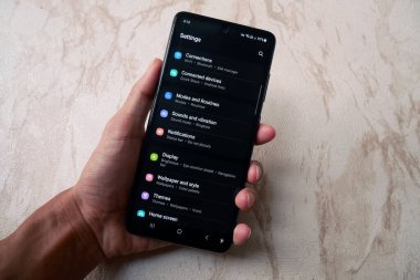 Samsung Galaksisi A52 'nin Android 11' deki 5G Ayarı, Bir UI 3.1