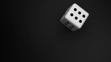 Siyah bir yüzey üzerinde yuvarlanan tek bir zarın 3 boyutlu videosu ve 6 numarada duruyor. Altı siyah nokta, kumarhane ve kumar teması için ideal..