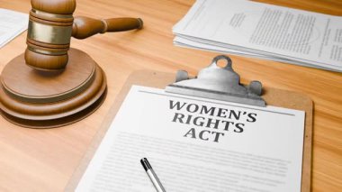 Tablodaki Pano Belgeleri 'nde Vurgulanmış Sözcük' Kadın Hakları Eylemi 'ile 3D Oluşturulmuş Tahta Avukat Masası.