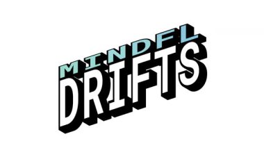 MINDFL vs DRIFTS, Isometric View 'da 3B Metin Animasyonu Kalın Tipografi Efektleriyle Karşıt Kelime Hareketi Döngüsü