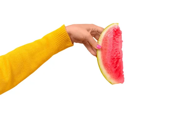 Ruce Drží Plátek Melounu Izolovaný Bílém Pozadí Koncept Léta — Stock fotografie