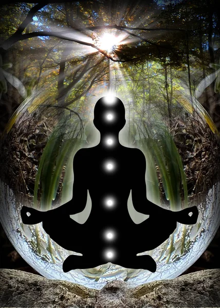 Mänsklig Silhuett Yoga Lotuspose Mänsklig Energikropp Aura Framför Linsboll Kristallkula — Stockfoto