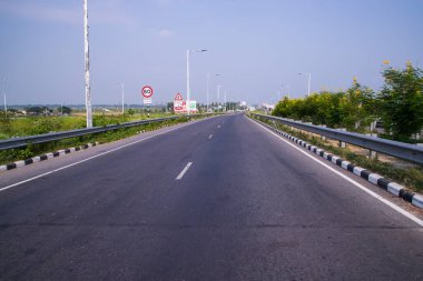 Bangladeş 'in Bhanga Kavşağında Çevre Yolu Böl