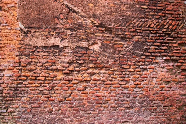 古い歴史的な建物のレンガの壁のグランジパターンのテクスチャは 背景の壁紙として使用することができます — ストック写真
