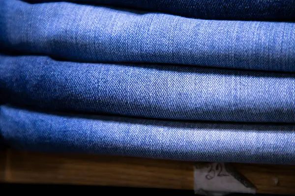 Vikta Blå Jeans Byxmönster Konsistens Selektiv Inriktning — Stockfoto
