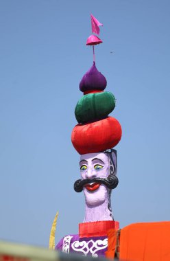 Dünyanın en uzun boylu kulesi yüce Rawan bu Dussehra 'nın ateşli sonu için hazırlandı.