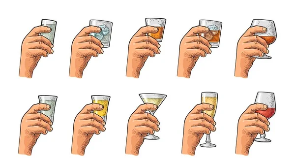 Männliche Hand Hält Ein Glas Mit Tequila Wodka Rum Cognac — Stockvektor