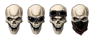 Alnında ve gözlerinde motosiklet gözlüğü ve bandanayla gülümseyen bir kafatası. Renkli vintage vektör oyma çizimi. Poster ve dövme motosiklet kulübü için. El çizimi tasarım ögesi beyaz üzerine izole