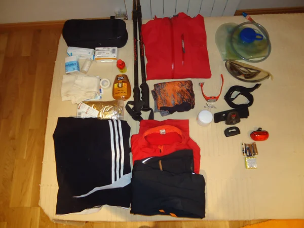 Maraton koşmak için gerekli malzemelerin bir kısmı.                      