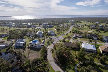 Ian Kasırgası, Florida 'nın golf sahasındaki evleri yok etti. Doğal afet ve bunun sonuçları