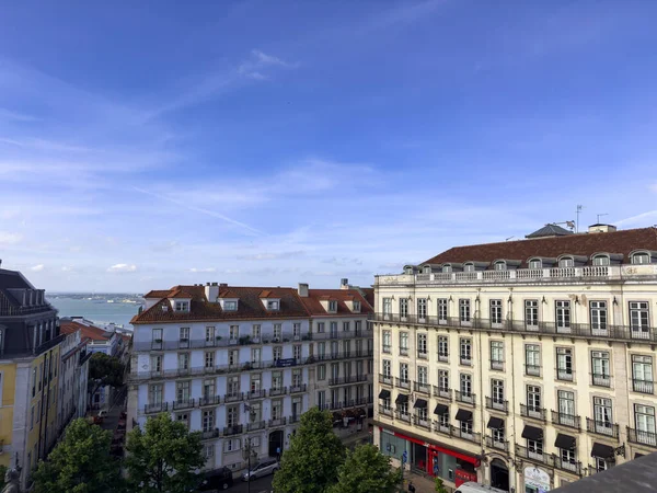 Lizbon Portekiz 7 Mayıs 2023 Lus de Cames Meydanı Praa Lus de Cames Anıtı