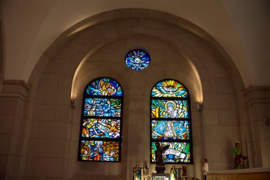 Manila Katedrali, Manila 'nın Duvarlı Kenti Intramuros, Manila, Filipinler, 15 Temmuz 2022, günümüz modern şehri Manila' nın tarihi surları içinde yer almaktadır.