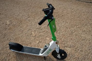 Dubai Kanalı 'nda limon bisikleti, Business Bay