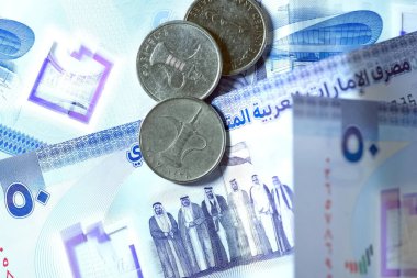 Dirhams para birimini, AED 'i, banknotları ve paraları kapatın, Birleşik Arap Emirlikleri