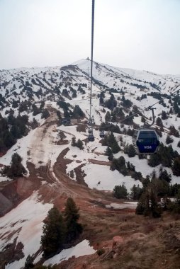 Amirsoy Resort Özbekistan 22 Mart 2025 'te Amirsoy tatil beldesi çevresinde