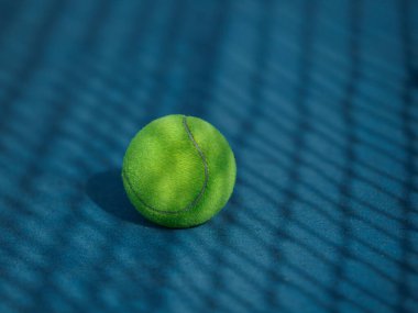 Tenis kortunda tenis topu