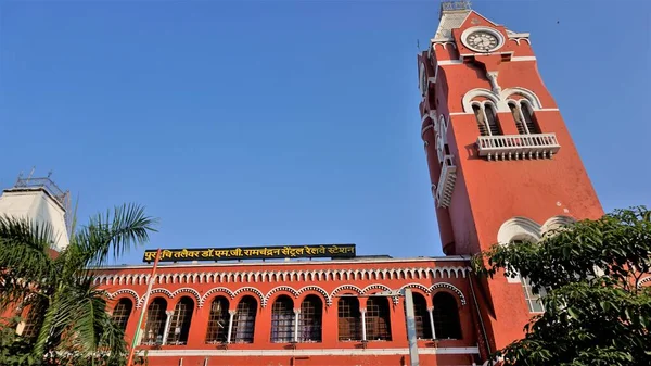 2022年12月29日インド タミルナドゥ州チェンナイ プラッチ タライバルの素晴らしい歴史的建造物群Mgr博士チェンナイ市中央駅 — ストック写真
