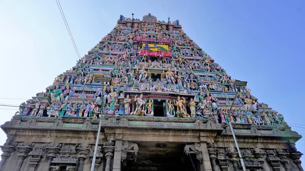 stock image Chennai,Tamilnadu,India-December 29 2022: Beautiful view of entrance of ancient Kapaleeshwarar Temple. Amazing architecture with colourful hindu idols